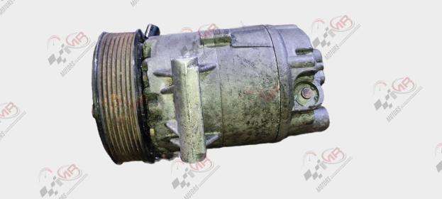 Compresseur de climatisation RENAULT Megane II 1.9 dCi 2.0 16V 8200309193